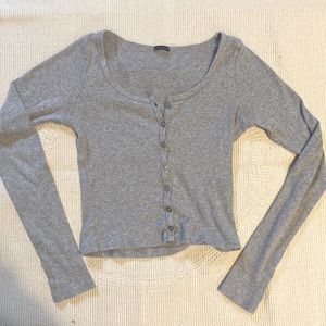 Brandy Melville, one size, gray, button down, plain back, stretchy, trendy